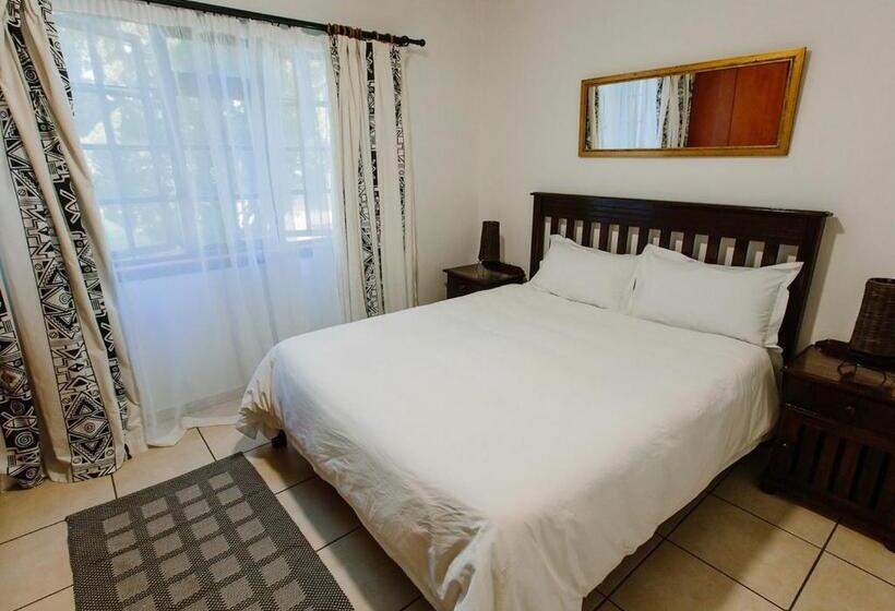 Номер Deluxe, Golden Candle Guest House