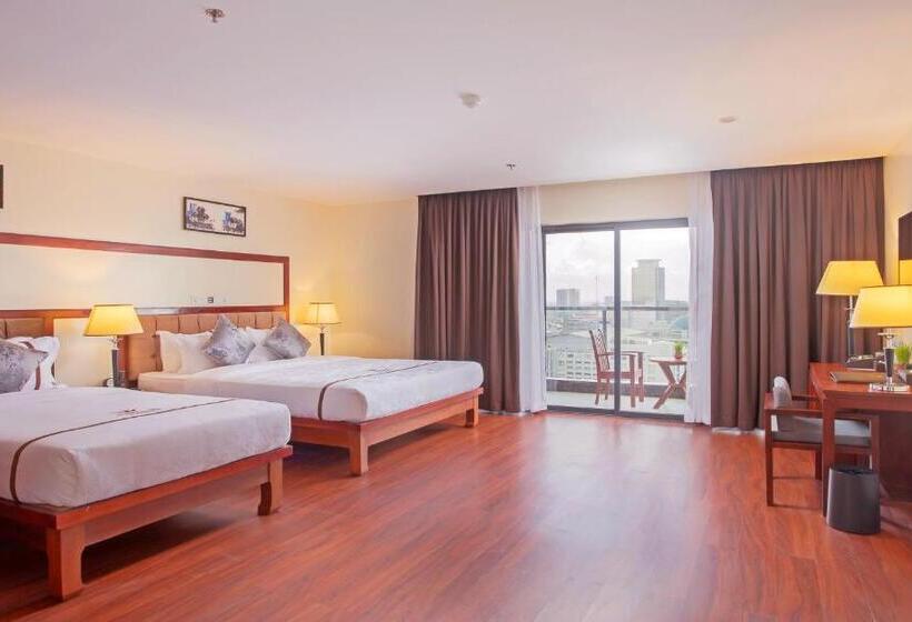 이그제큐티브 스위트 킹침대, Poulo Wai Hotel & Apartment
