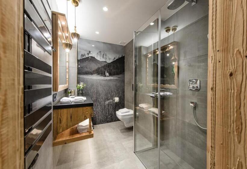 Полулюкс, Mondi Hotel Tscherms