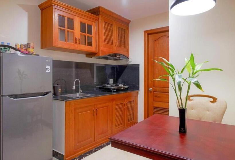 Студио Executive, Poulo Wai Hotel & Apartment