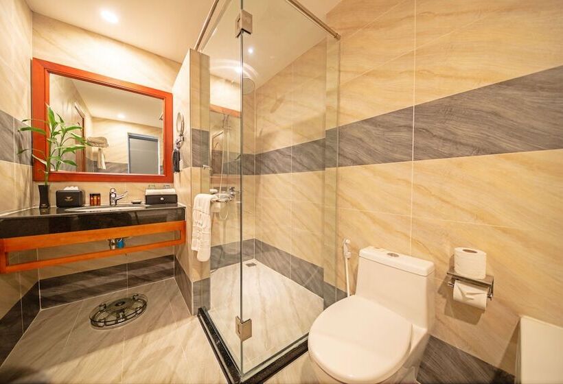 Президентский Люкс, Poulo Wai Hotel & Apartment