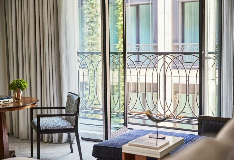 Superior Interior Room, Four Seasons Hotel Madrid