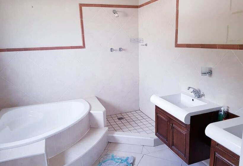 Люкс Executive Вид на Море, Beachview Guest House