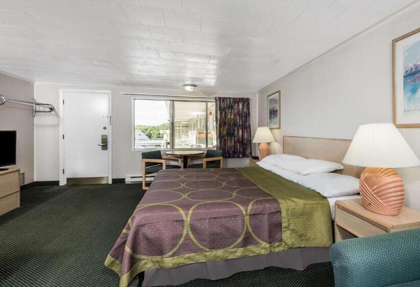 스탠다드 룸 킹사이즈 침대, Super 8 By Wyndham W Yarmouth Hyannis/cape Cod