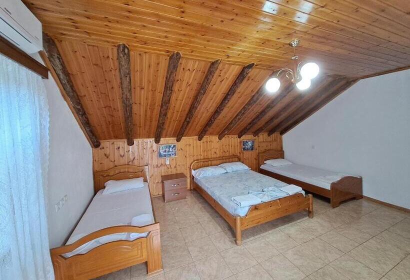 패밀리 룸 산 전망, Guest House Argjiro Castle