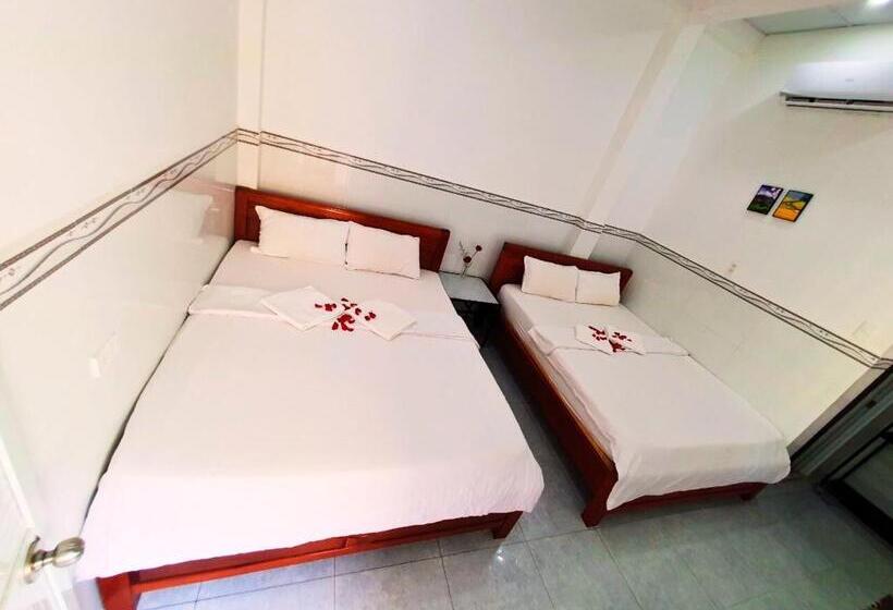 اتاق استاندارد چهار تخته, Tai Tri Guest House