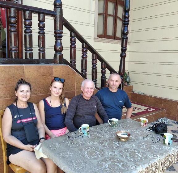 Четырехместный Номер Стандарт, Zarin Guest House B&b