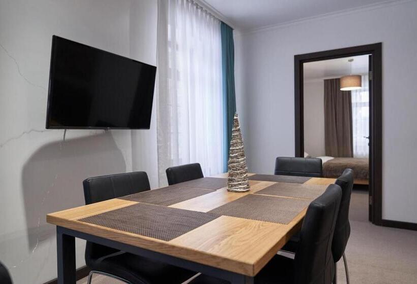 Студия Стандарт, Villa Gor