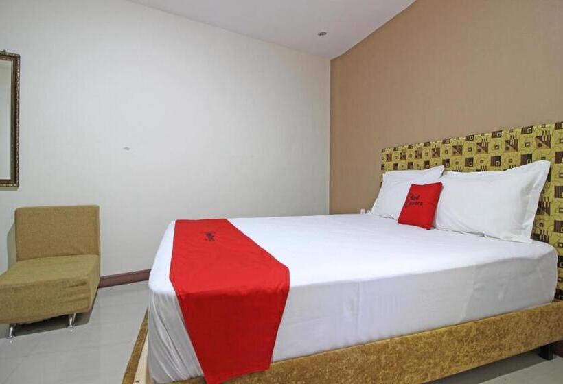 اتاق لوکس, Reddoorz Near Uns Solo