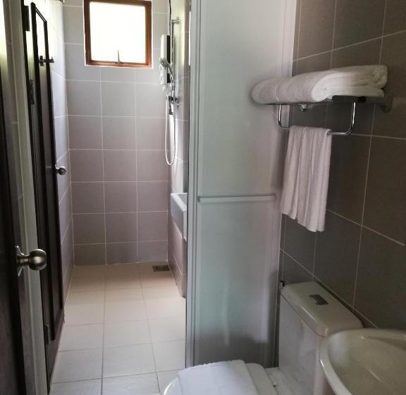 کلبه ییلاقی, Royale Chulan Cherating Chalet