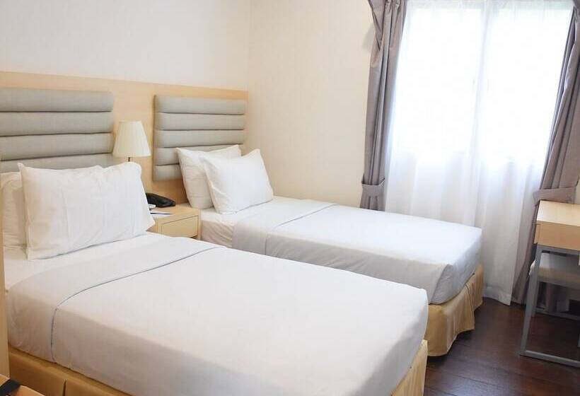 کلبه ییلاقی, Royale Chulan Cherating Chalet