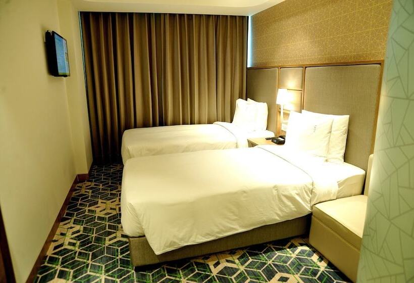 带城市景观的标准间, Holiday Inn Gurugram Sector 90, An Ihg