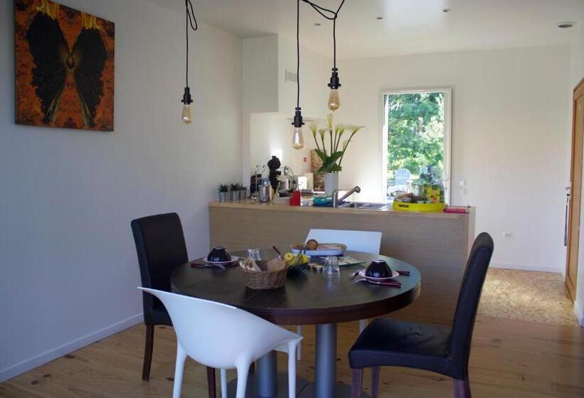 장애인을 위한 스탠다드 룸, Chambres D Hotes 1001 Nuits Montalivet