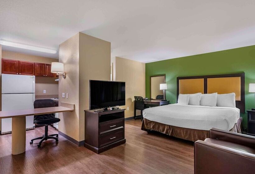 Студия Deluxe, Extended Stay America Suites   Tampa   Airport   N Westshore Blvd