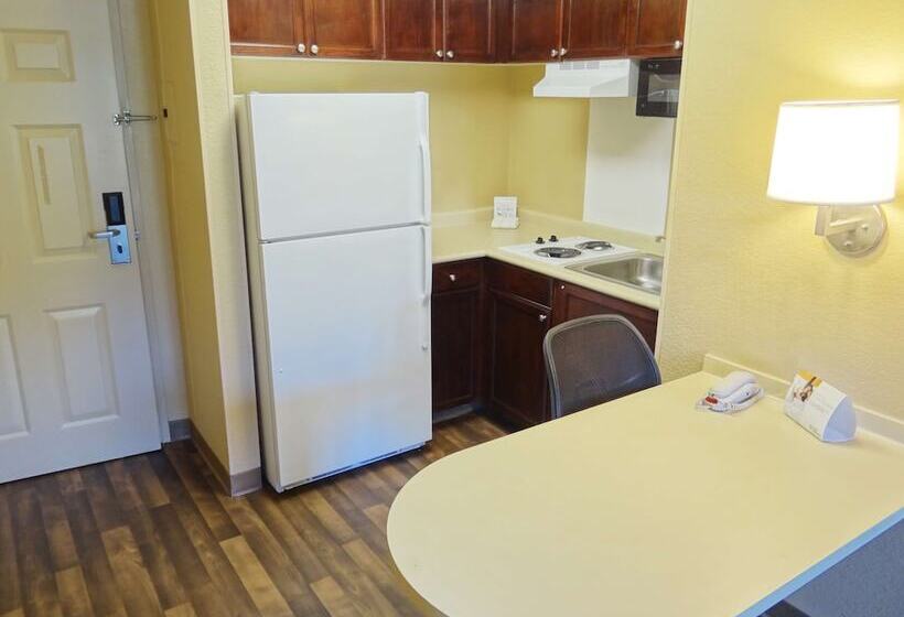 Студия Deluxe, Extended Stay America Suites  Jacksonville  Deerwood Park