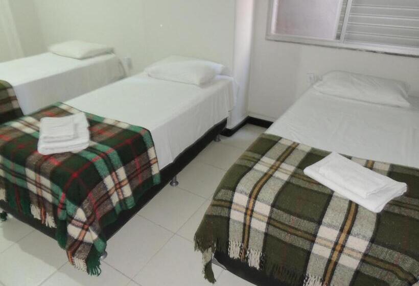 스탠다드 트리플 룸, Economy 888   By Up Hotel   Próximo A Praça Da Estação E Rodoviária