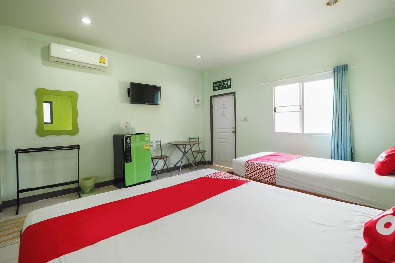 디럭스 트리플 룸, Oyo Kradangnga Resort