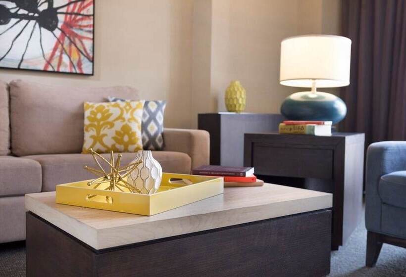 Номер Клуб, The Windsor Suites Philadelphia
