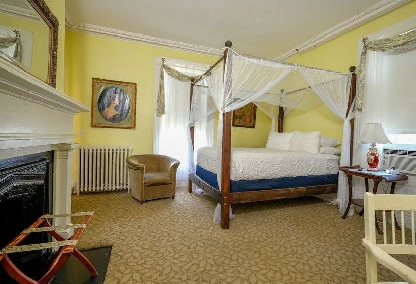 スーペリアールーム, Yankee Peddler Inn