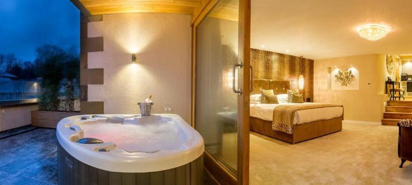 Люкс Повышенной Комфортности, Applegarth Villa Hotel & Restaurant