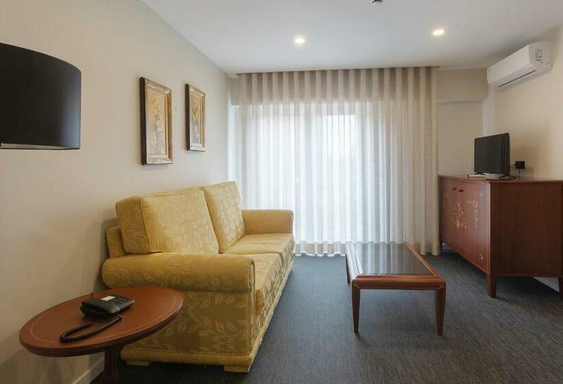 سوئیت رویال, Afonso V & Spa