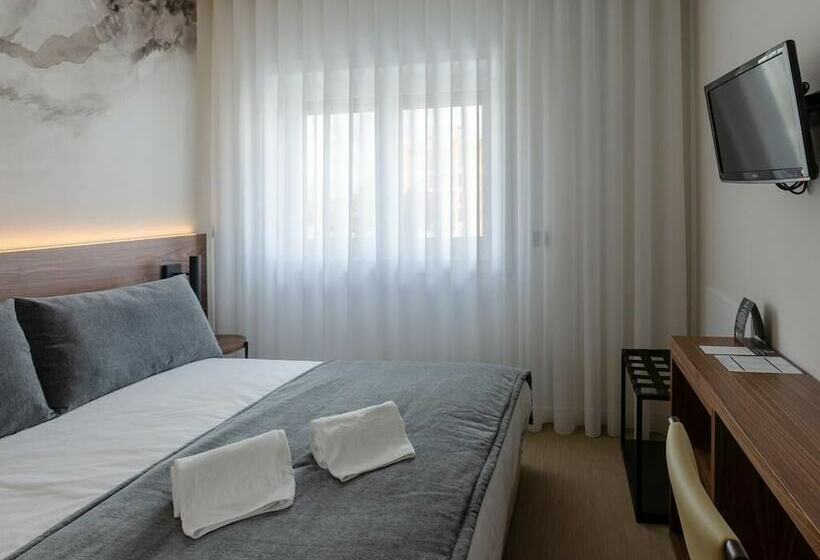 اتاق استاندارد, Afonso V & Spa