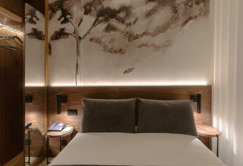 اتاق استاندارد یک نفره, Afonso V & Spa