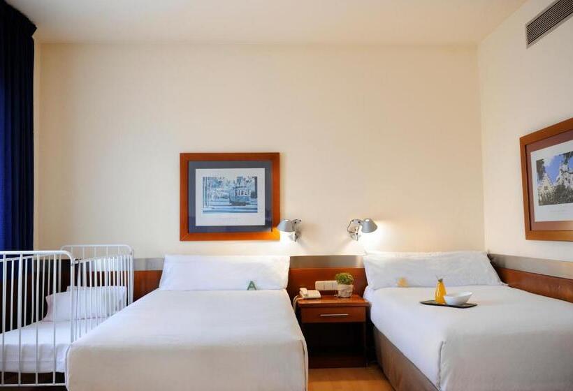 Семейный Номер, Tres Torres Atiram Hotels
