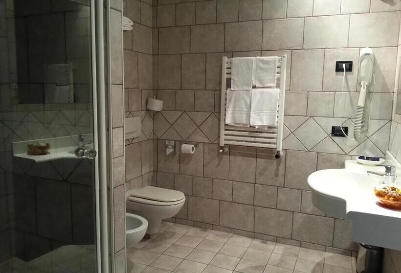 Трехместный Номер Комфорт, Yachting Hotel Mistral