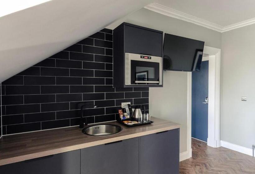 Студия Стандарт, Sweeney Apartments & Rooms