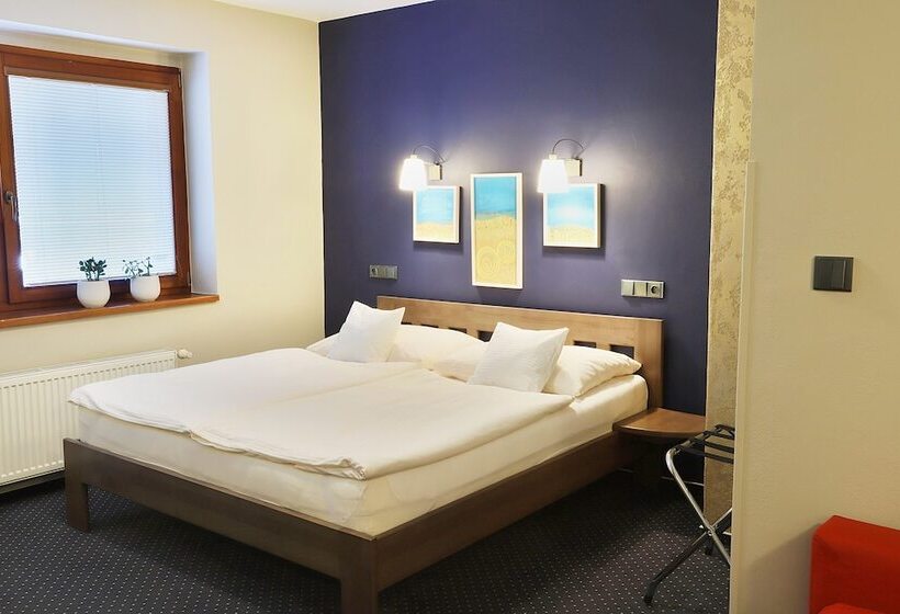 标准三人间, Apart Hotel Jablonec