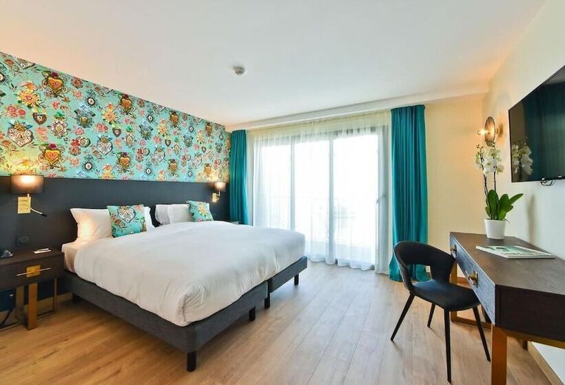 Номер Комфорт, La Villa Port D Antibes & Spa