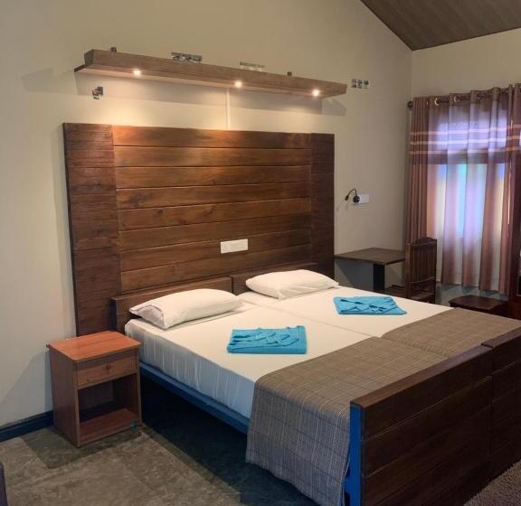 اتاق داخلی دلوکس, Pub Ceylon Hostel