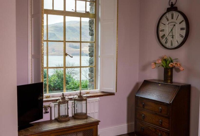 Полулюкс Вид на Озеро, Haweswater Hotel