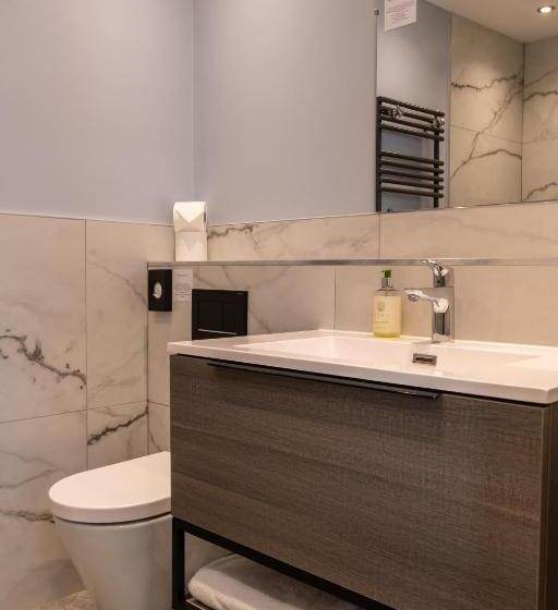 חדר דלוקס נוף לים, The Shelbourne   Exclusivley For Adults