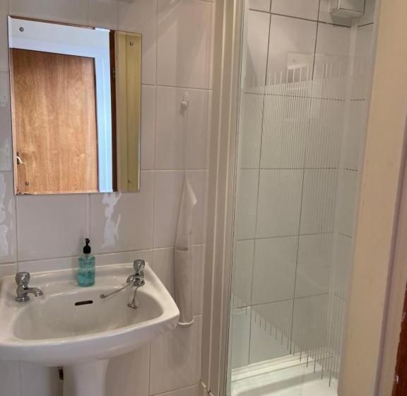 חדר סטנדרט, The Shelbourne   Exclusivley For Adults