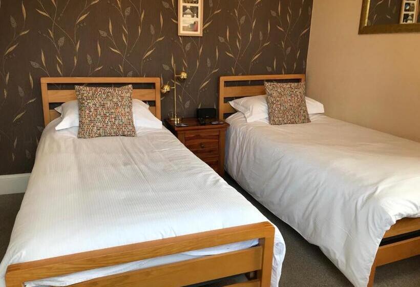 Номер Стандарт, West End Guest House