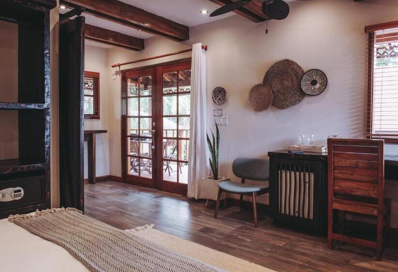 Бунгало Superior, Sansara Surf Yoga & Resort