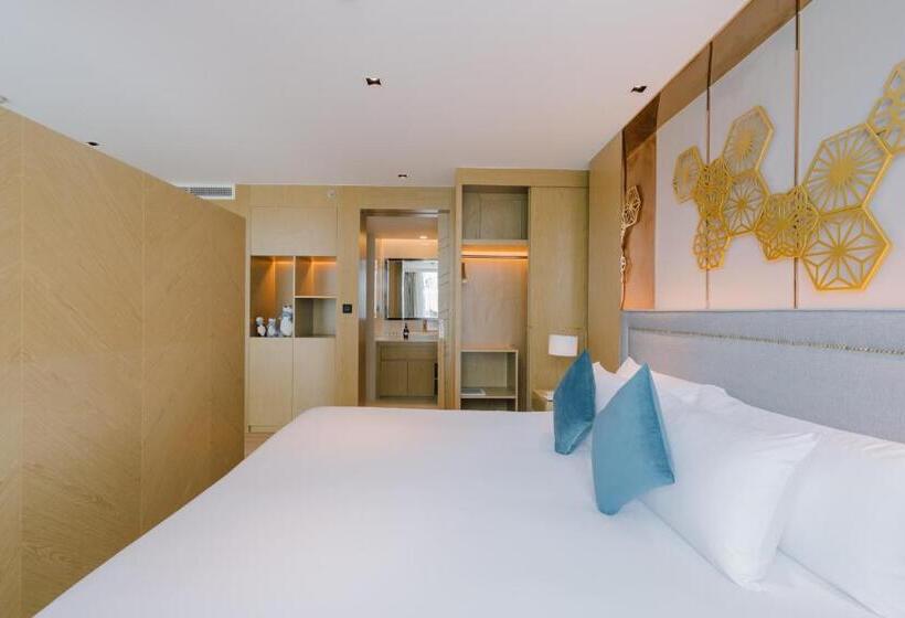 اتاق لوکس, Wyndham La Vita Rawai Phuket