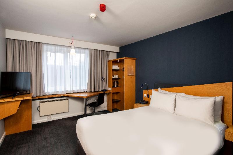 Номер Стандарт Адаптированный для Инвалидов, Holiday Inn Express Stoke On Trent, An Ihg