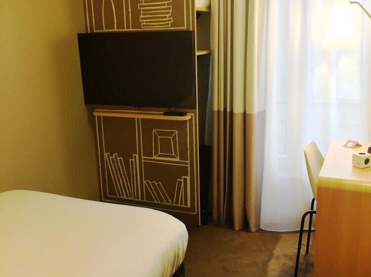 Номер Стандарт, Ibis Clichy Centre Mairie