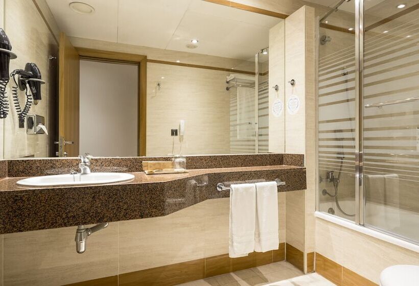 Номер Стандарт, Ilunion Les Corts Spa