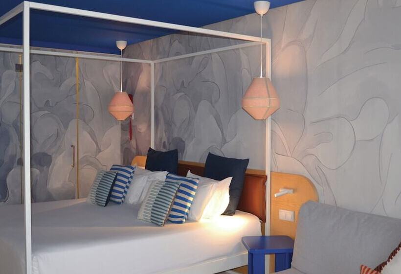 Люкс с Балконом, Indigo Albufeira by IHG