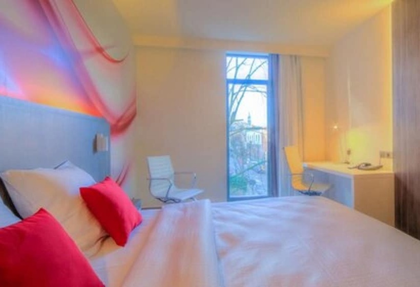 Номер Стандарт, B&b Hotel Mons Centre