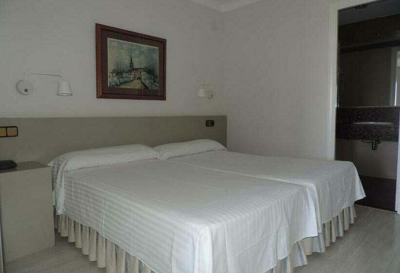 Quarto Triplo Estandar, Prestige Mar Y Sol