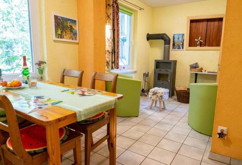 Дом 1 Спальня, Bungalow In Gristow