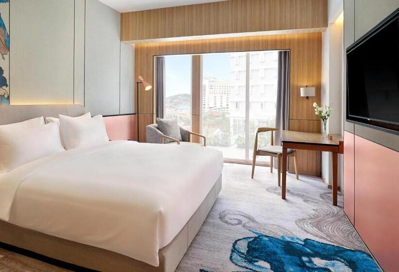 Номер Superior Кровать Кинг, Mercure Samarinda