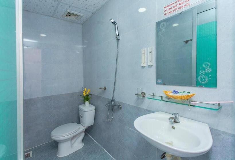 اتاق سوپریور خانوادگی, Oyo 962 Tulip Motel