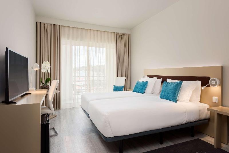 اتاق استاندارد با چشم‌انداز شهر, Tryp by Wyndham Lisboa Caparica Mar