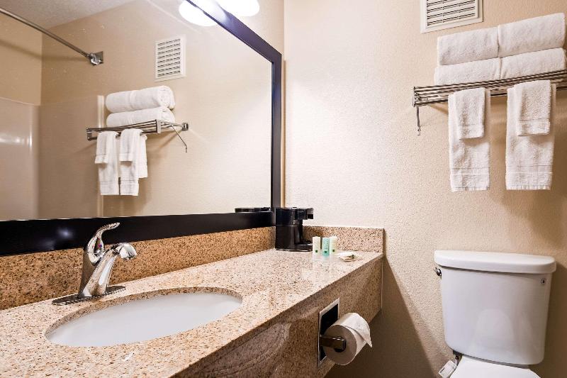 اتاق استاندارد با چشم‌انداز شهر, Tryp by Wyndham Lisboa Caparica Mar